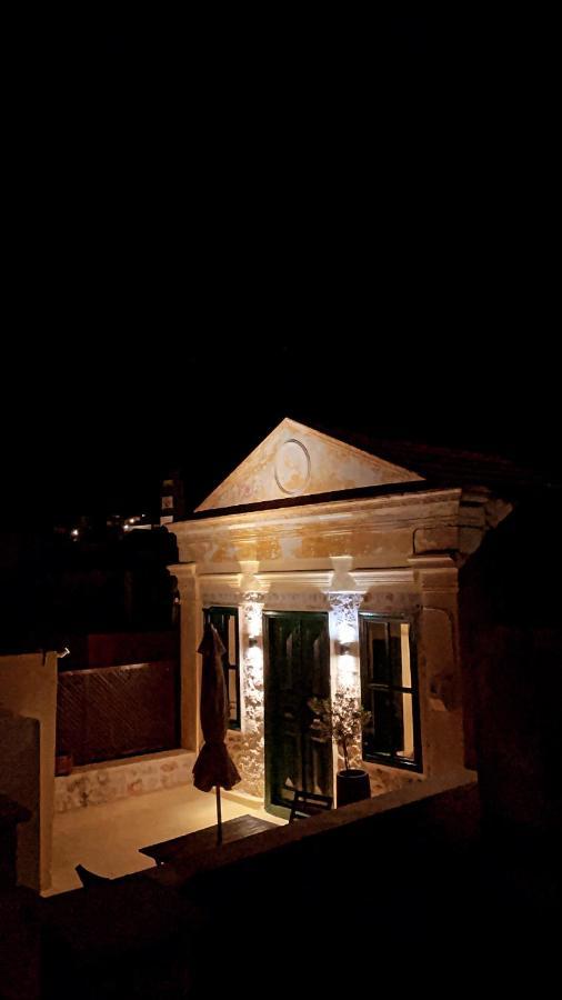 Hypate, Traditional Island Cottage Chalki Town Esterno foto