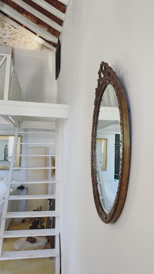 Hypate, Traditional Island Cottage Chalki Town Esterno foto