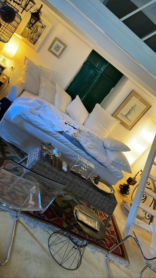 Hypate, Traditional Island Cottage Chalki Town Esterno foto