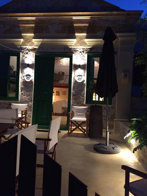 Hypate, Traditional Island Cottage Chalki Town Esterno foto